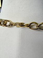 Load image into Gallery viewer, Double Link Charm Gem
