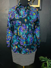 Load image into Gallery viewer, Vintage Floral Teal Blouse
