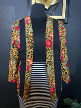 Load image into Gallery viewer, Leopard Floral Jacket
